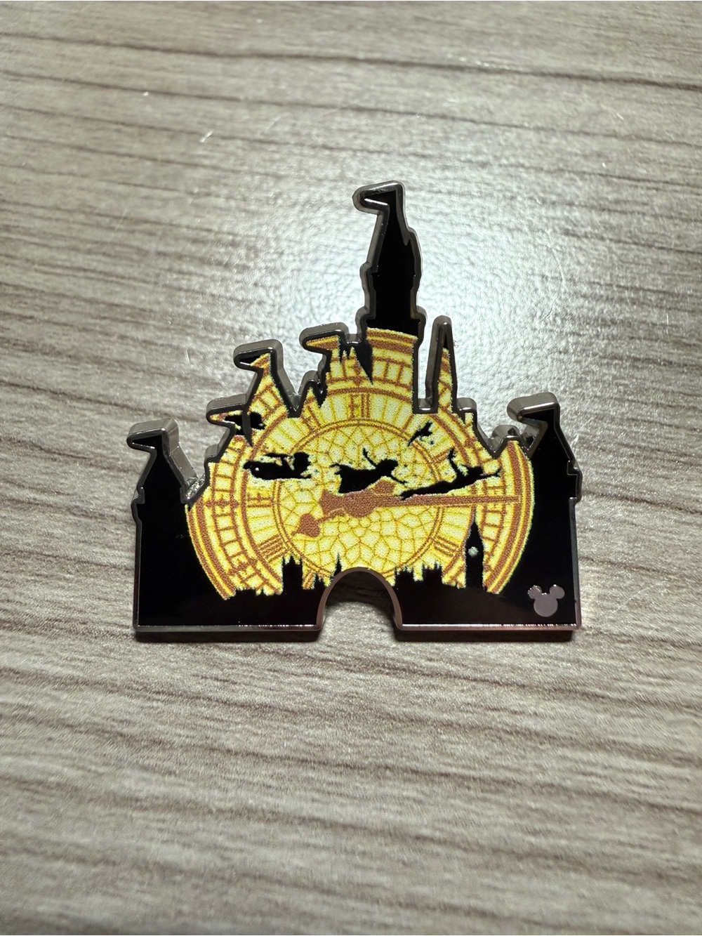 Disney Pins Peter Pan DLR Hidden Disney Series 2026 Wave A: Castles
